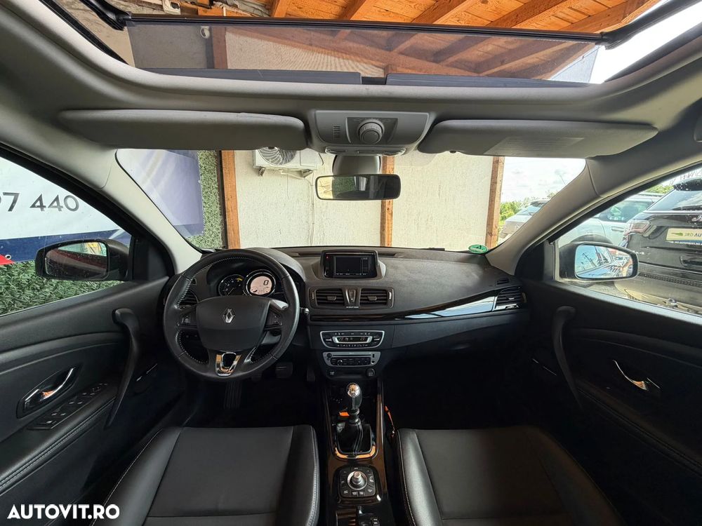 Renault Megane ENERGY dCi 110 Start & Stop Bose Edition - 5