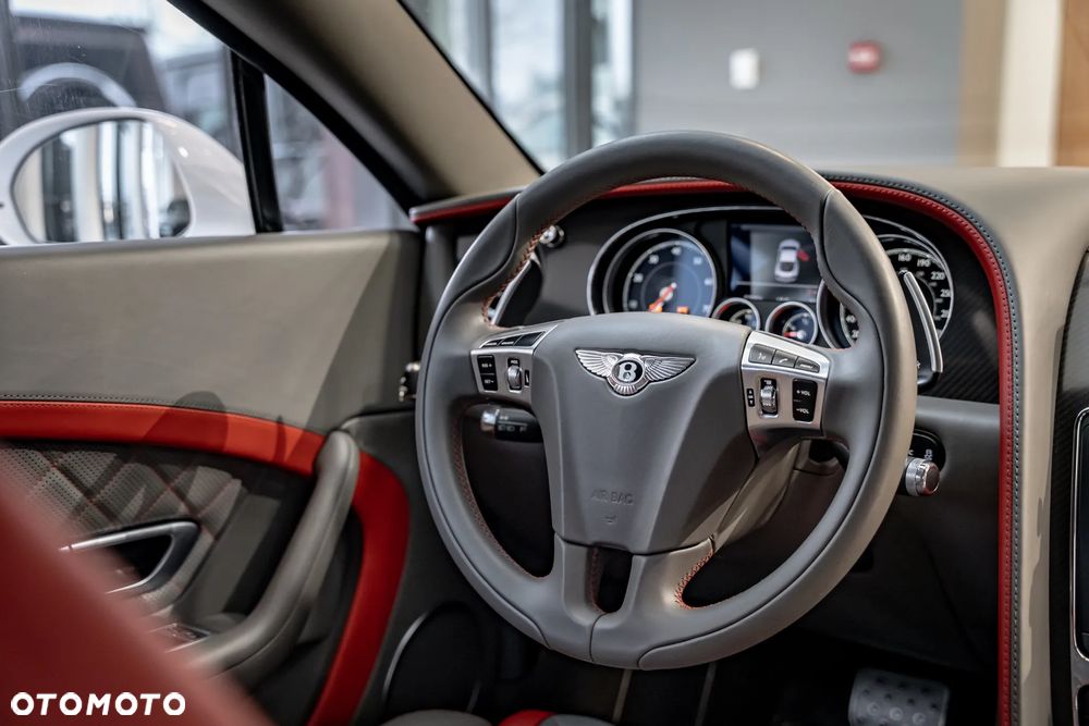 Bentley Continental GT - 28