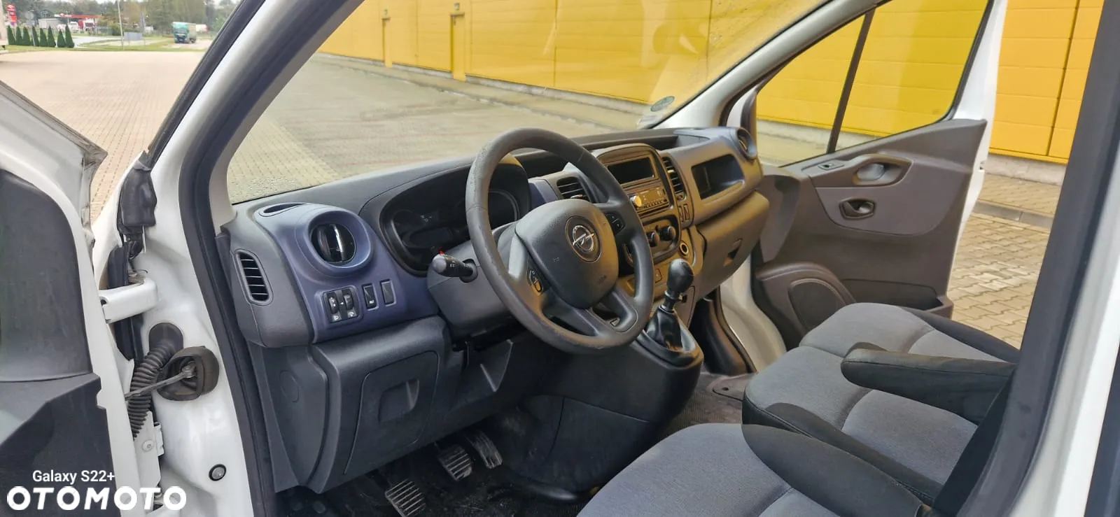 Opel VIVARO Long - 9