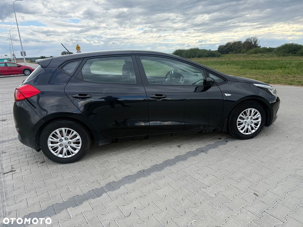 Kia Ceed 1.6 GDI M - 4