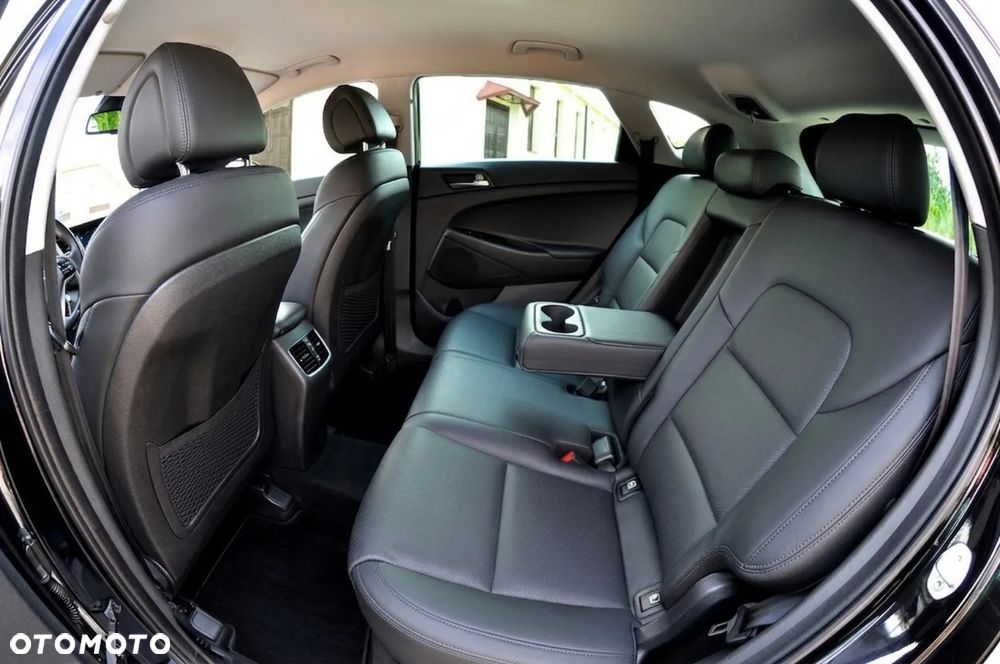 Hyundai Tucson 1.6 GDI BlueDrive Style 2WD - 19