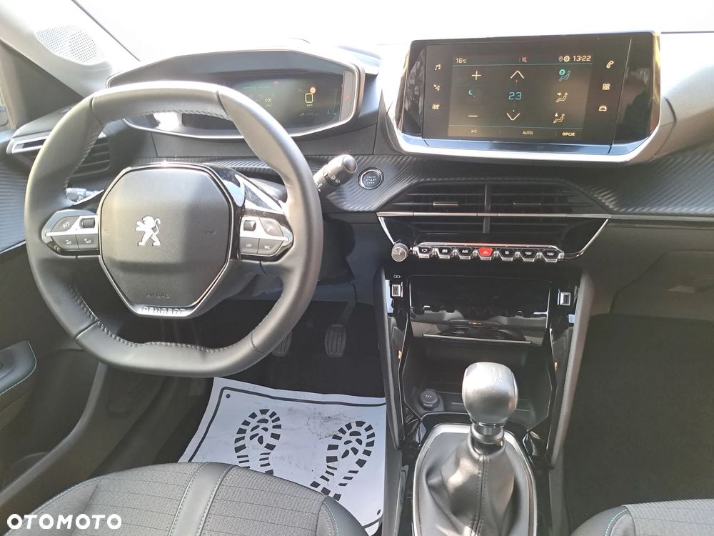 Peugeot 208 1.2 PureTech Allure S&S - 13