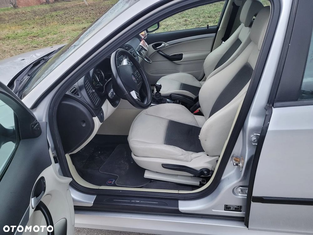 Saab 9-3 2.0 T Vector - 14