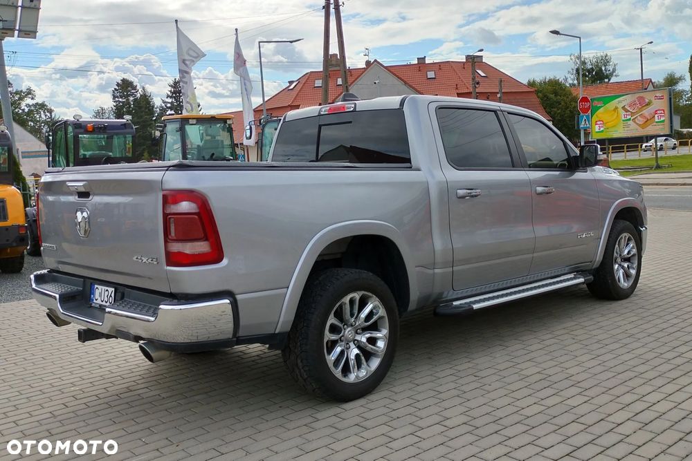 RAM 1500 Crew Cab Laramie - 3