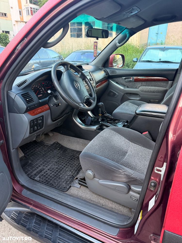 Toyota Land Cruiser 3.0 TD-4D Aut VX - 8