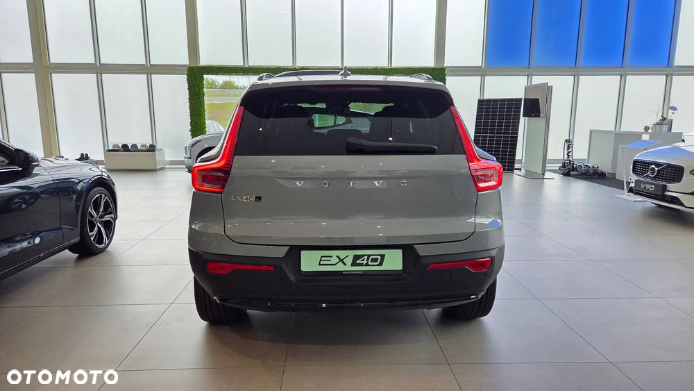 Volvo XC 40 82kWh P8 Recharge AWD Plus - 3