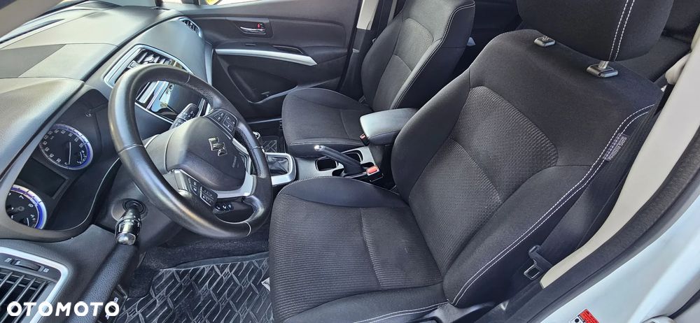 Suzuki SX4 S-Cross - 6