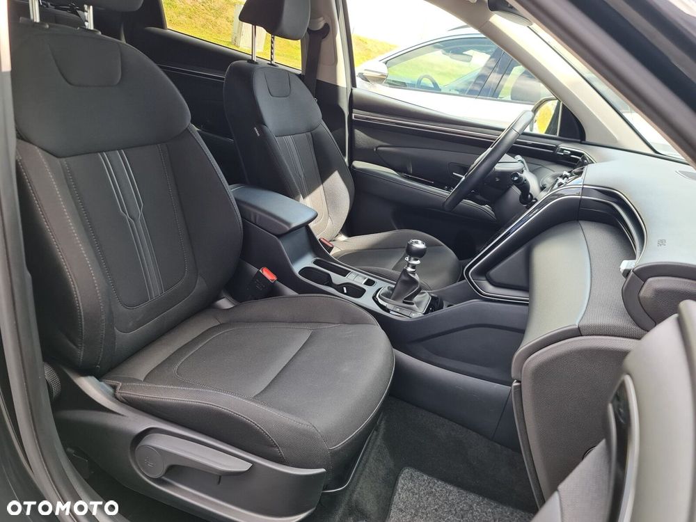 Hyundai Tucson 1.6 T-GDi Executive 2WD - 32