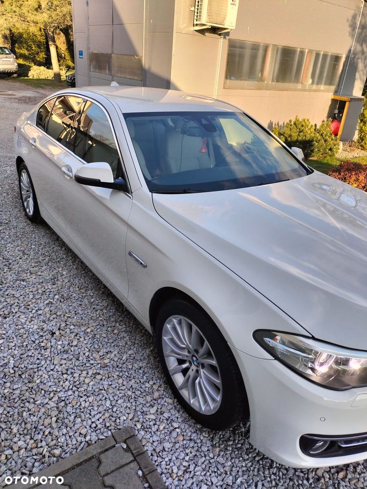 BMW Seria 5 520d xDrive - 9