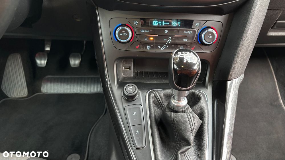 Ford Focus 1.5 TDCi DPF Start-Stopp-System ST-Line - 21