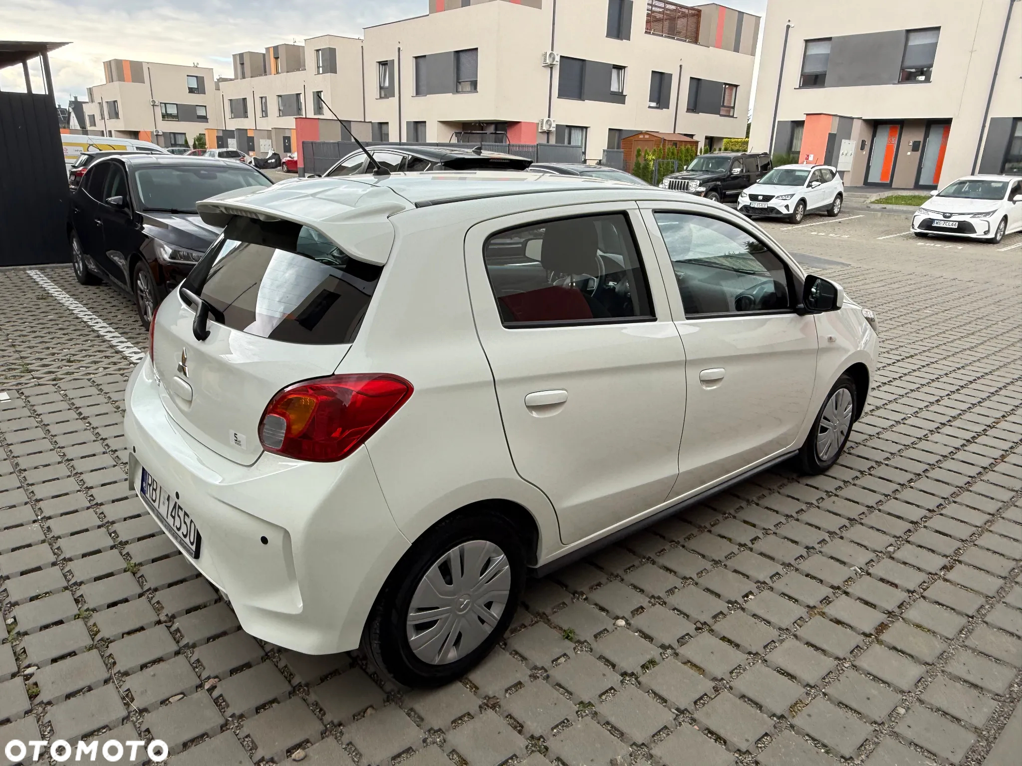 Mitsubishi Space Star 1.2 Inform Plus - 10