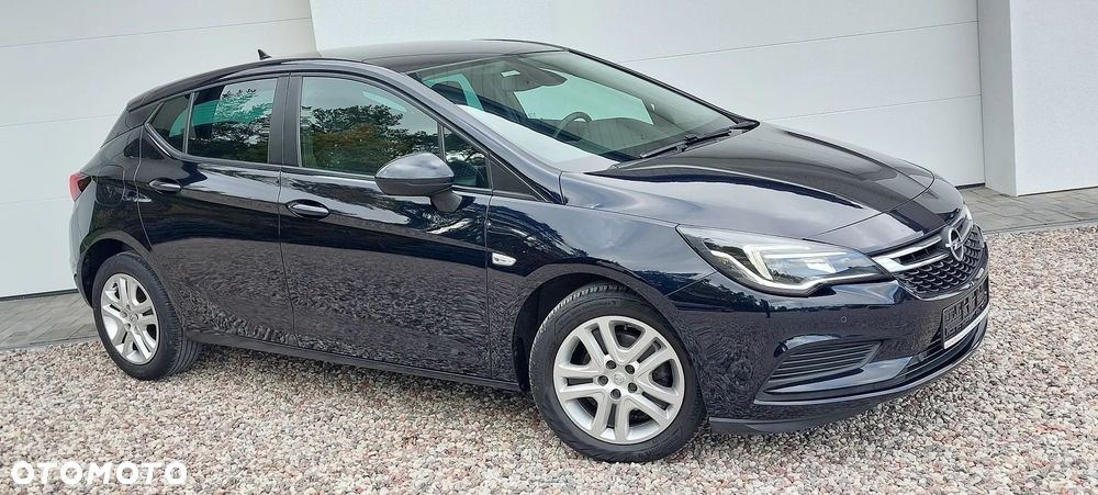 Opel Astra 2019 photo 3