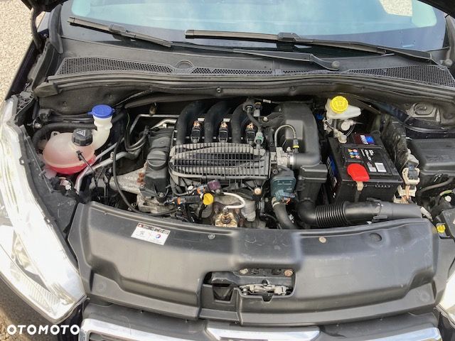 Peugeot 208 1.2 PureTech Active - 12