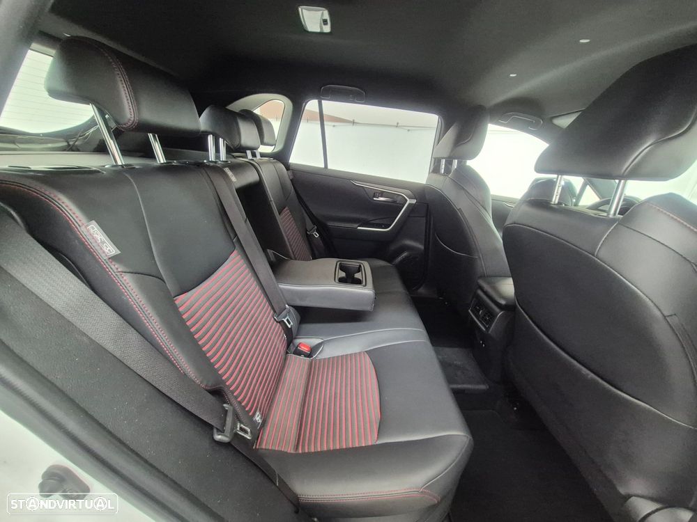 Toyota RAV4 2.5 HDF Plug-in Square Co.AWD-i - 23