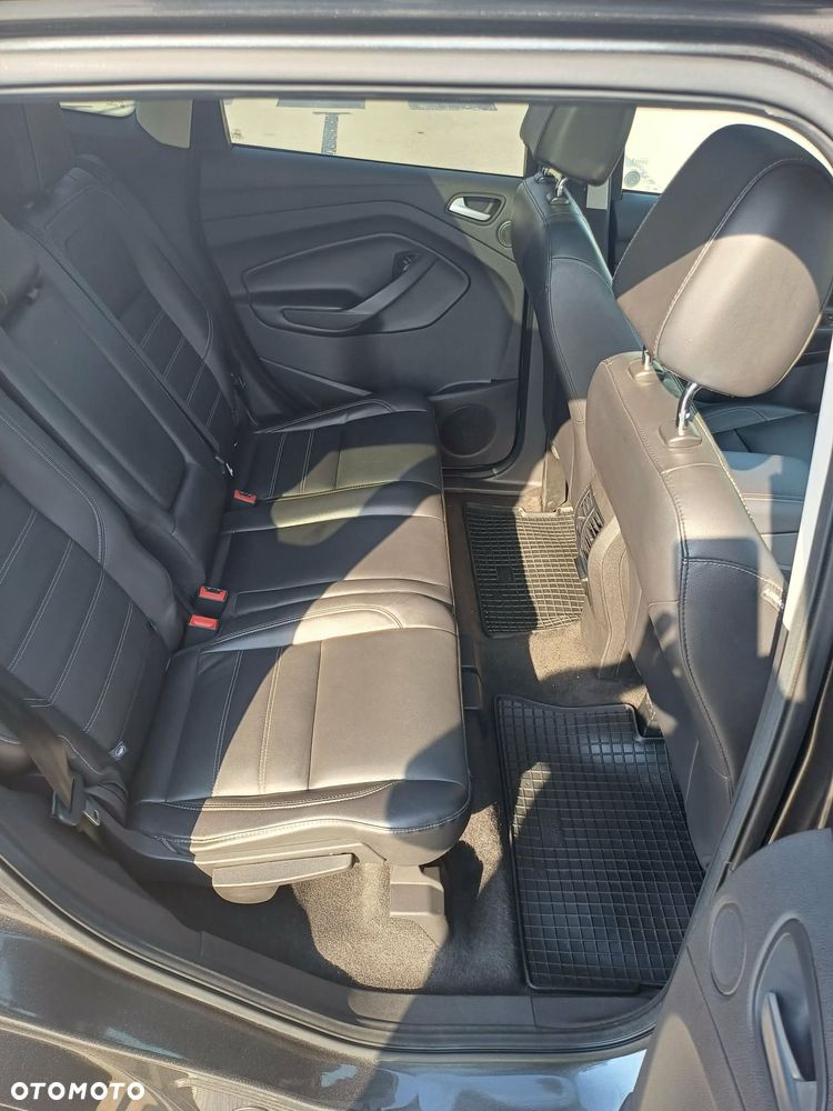 Ford Kuga - 5