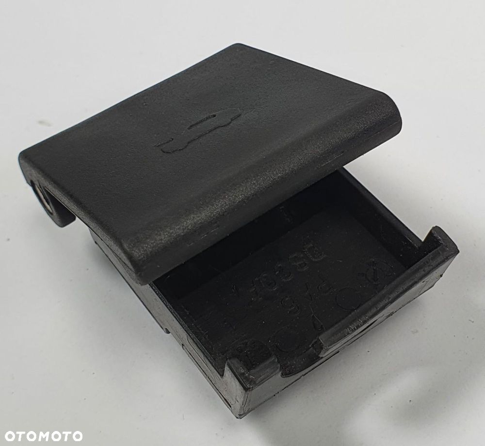 RĄCZKA CIĘGNO OTWIERANIA MASKI FORD B-MAX - 2