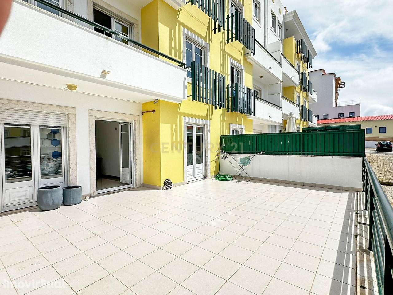 Apartamento T2 + 1 com Terraço na Quinta das Pevides em Mafra - Grande imagem: 3/23