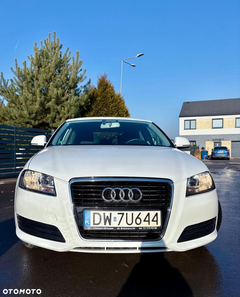 Audi A3 3-drzwiowe 1.6 Ambition - 2