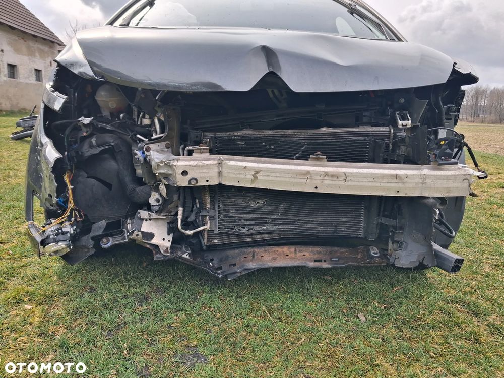 Citroën C4 Grand Picasso - 13