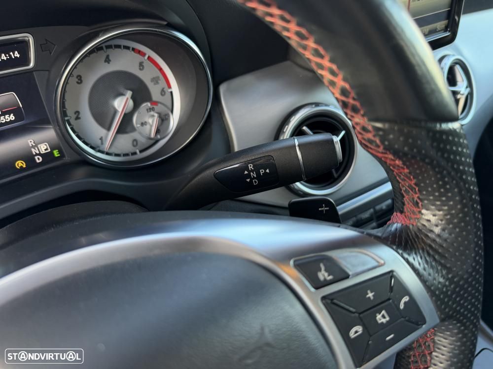 Mercedes-Benz GLA 180 - 20