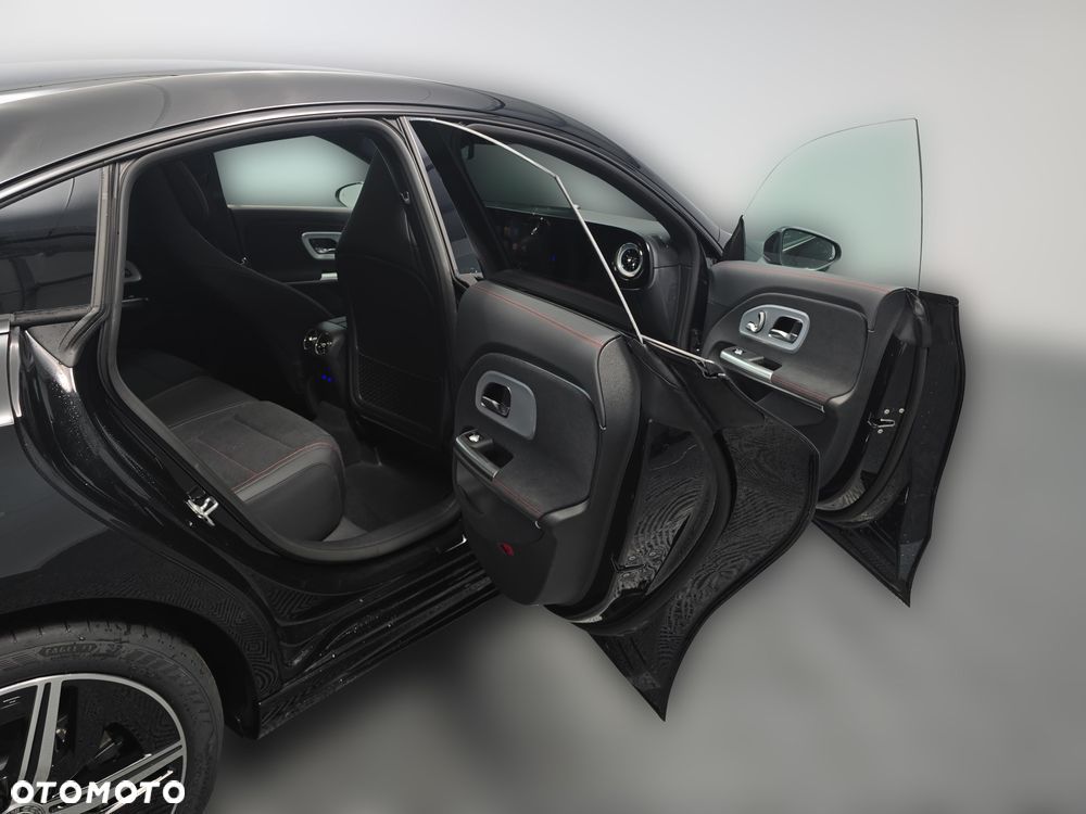 Mercedes-Benz CLA 200 mHEV 8G-DCT - 10