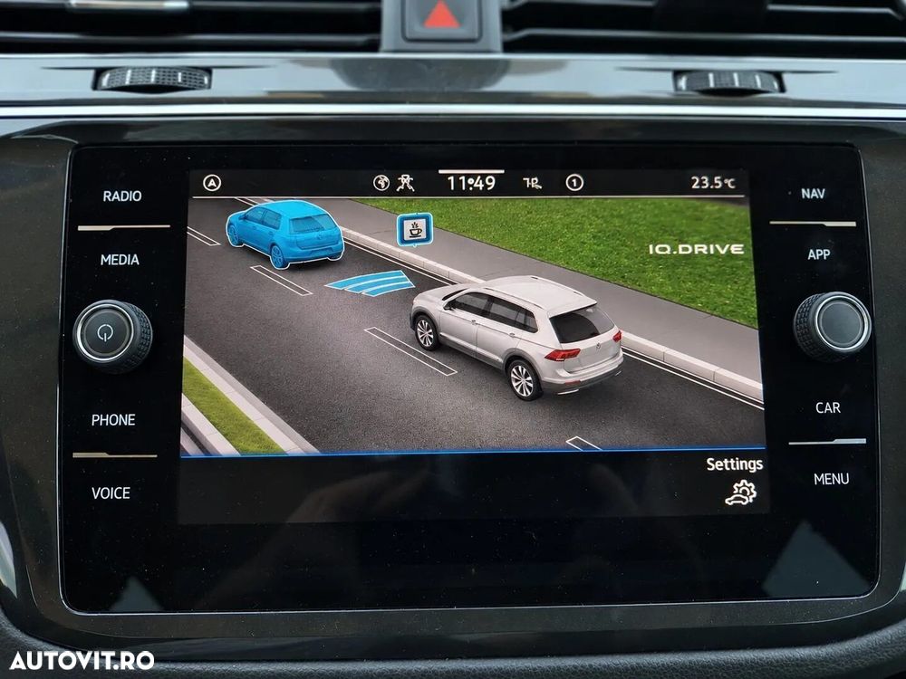 Volkswagen Tiguan - 14