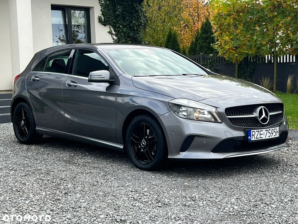 Mercedes-Benz Klasa A 180 BlueEfficiency Edition - 30