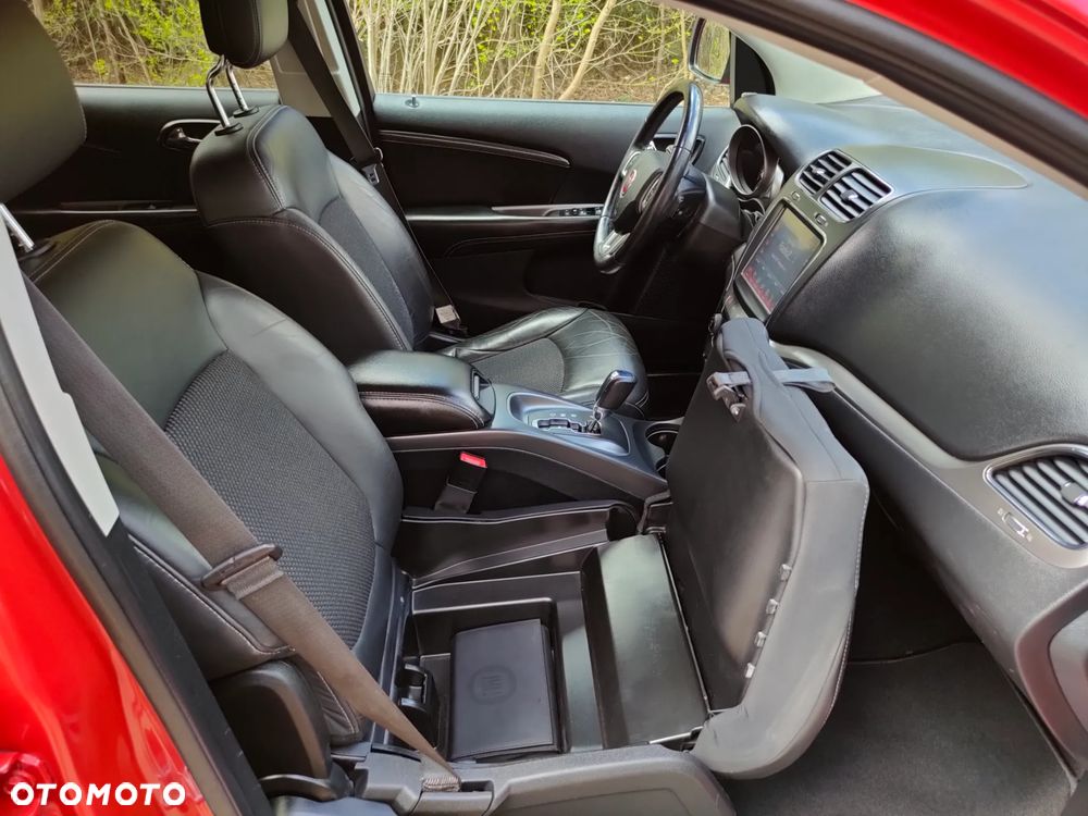 Fiat Freemont 2.0 Multijet 16V DPF Automatik Allrad Lounge - 26