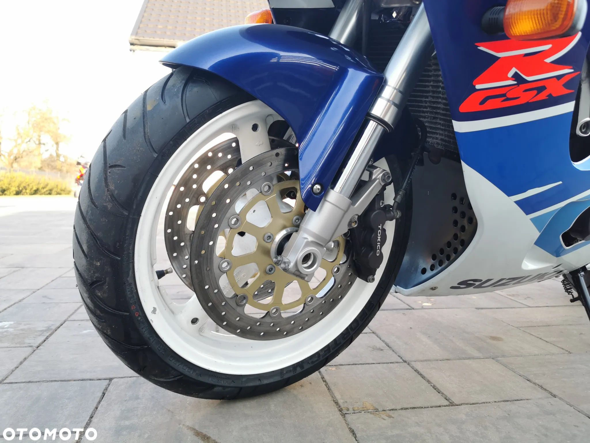 Suzuki GSX-R - 12