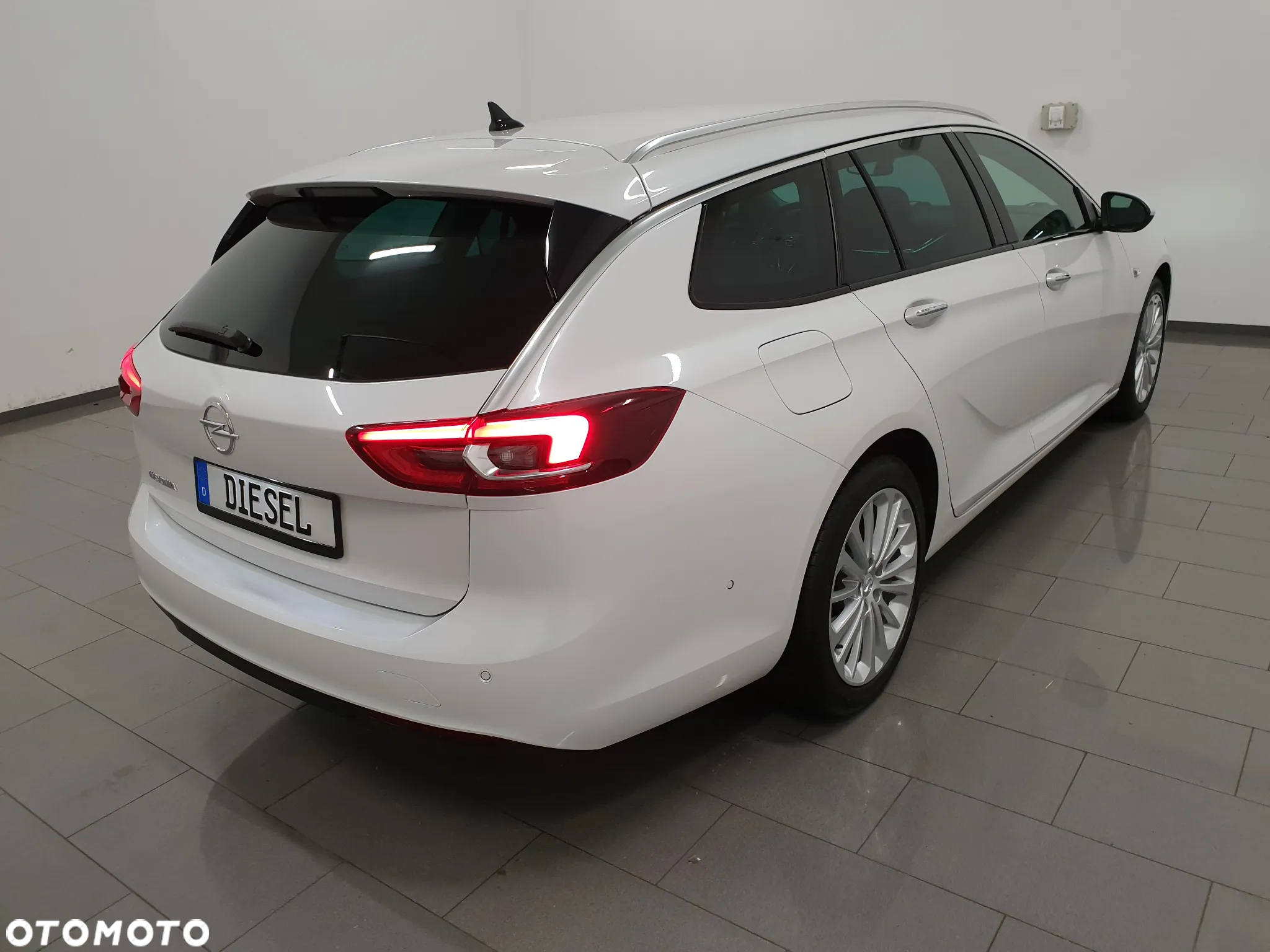 Opel Insignia Sports Tourer 2.0 Diesel Automatik Innovation - 6
