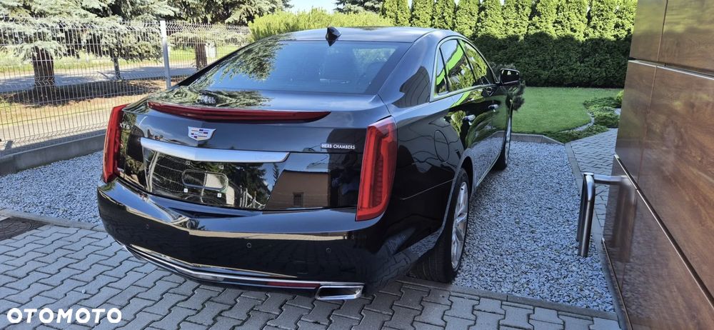Cadillac XTS - 2