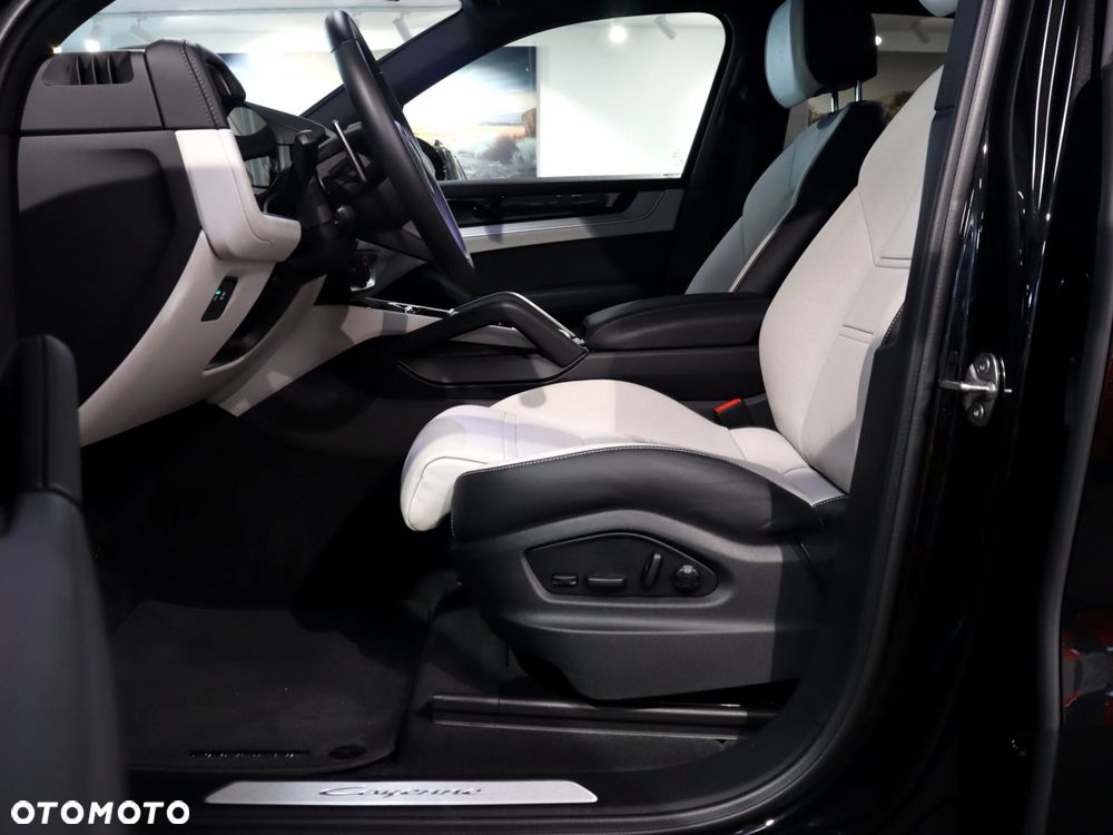 Porsche Cayenne E-Hybrid PHEV - 16