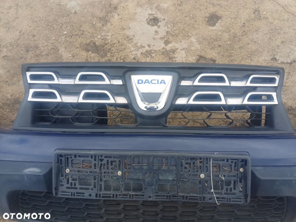 Zderzak przod dacia duster I lift 13-17r d42 - 7