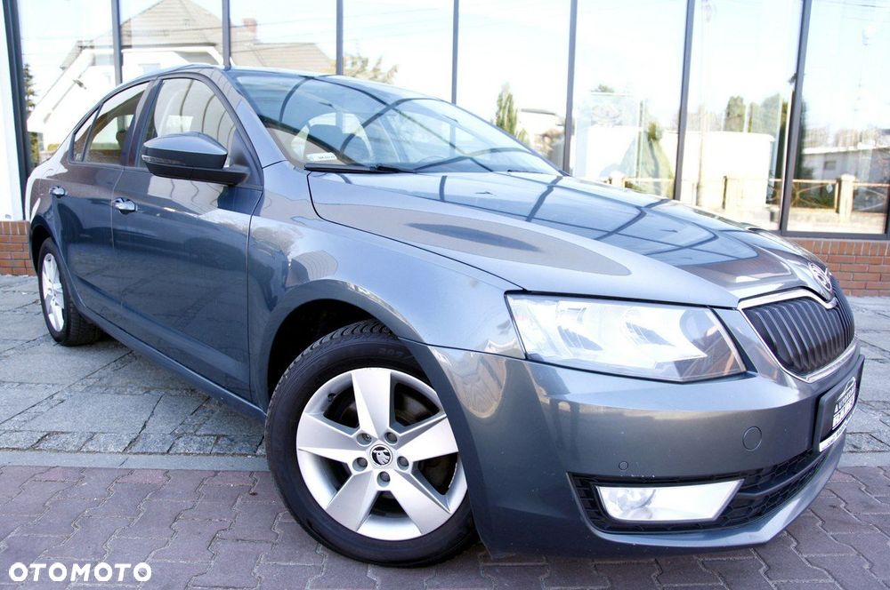 Skoda Octavia 2.0 TDI Edition DSG - 3