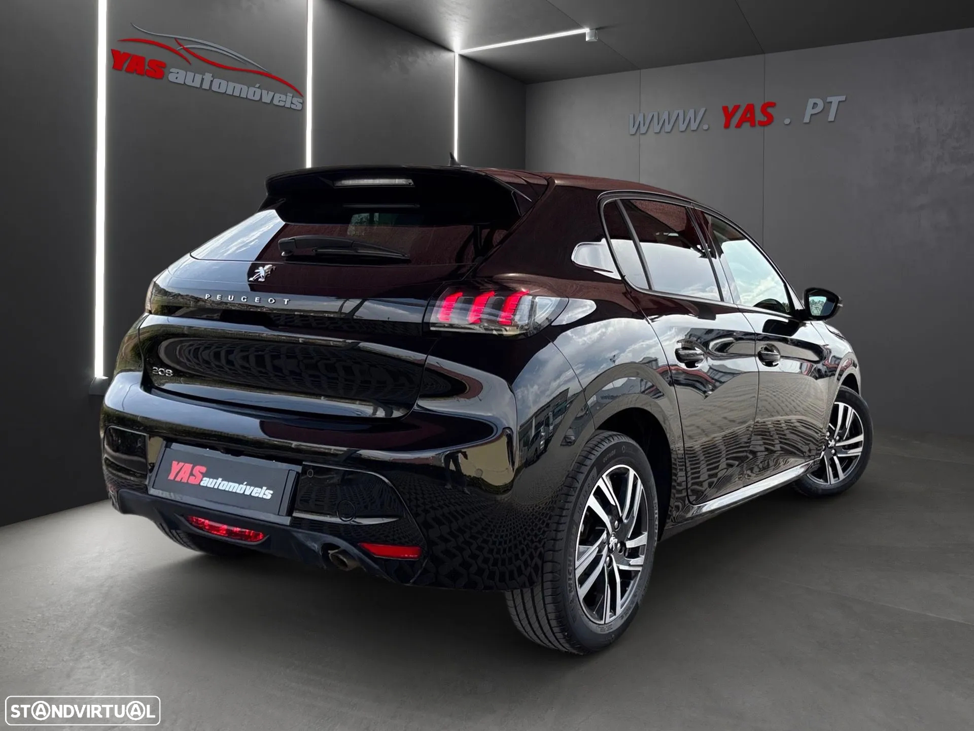 Peugeot 208 1.2 PureTech Allure Pack - 21