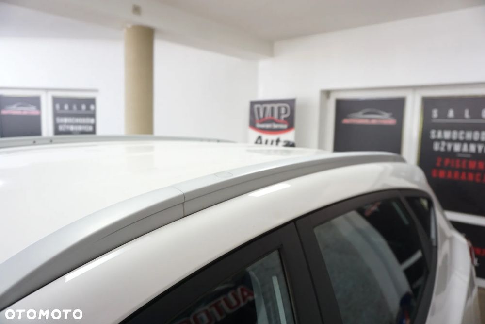 Hyundai ix35 2.0 CRDi 4WD Trend - 17