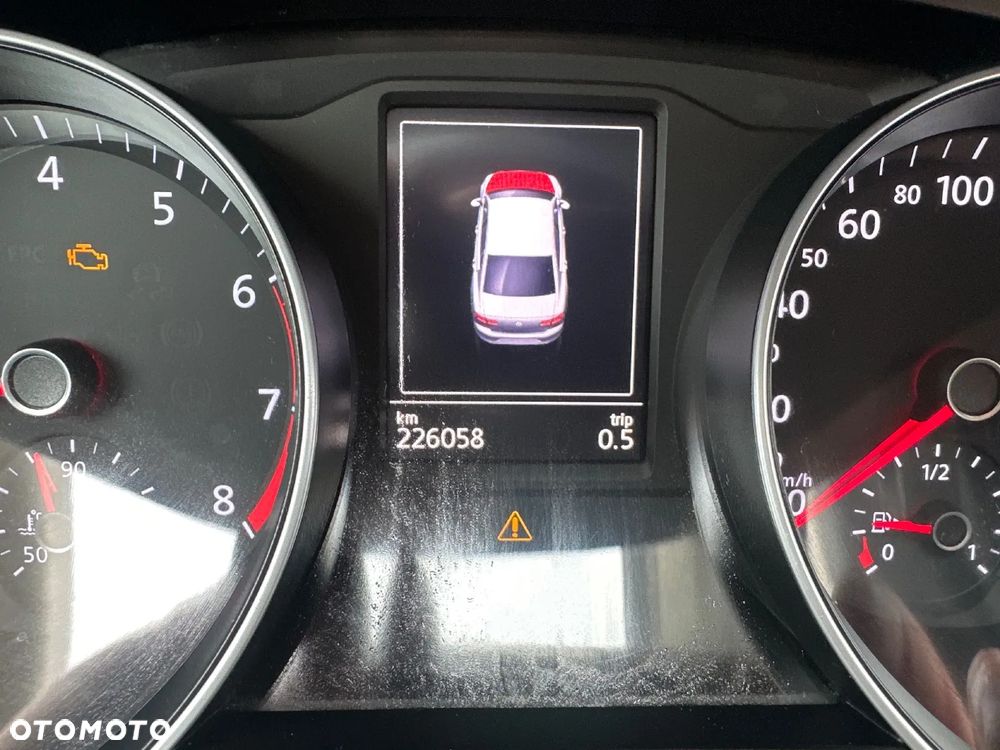 Volkswagen Passat 1.8 TSI BMT Highline - 23