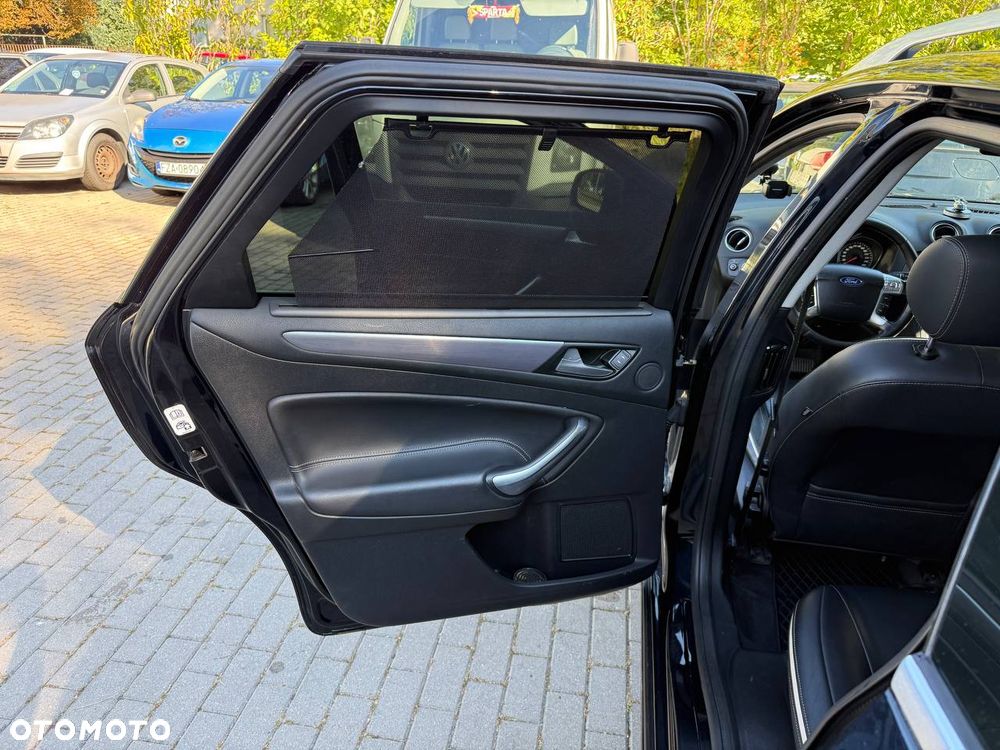 Ford Mondeo 2010 photo 4