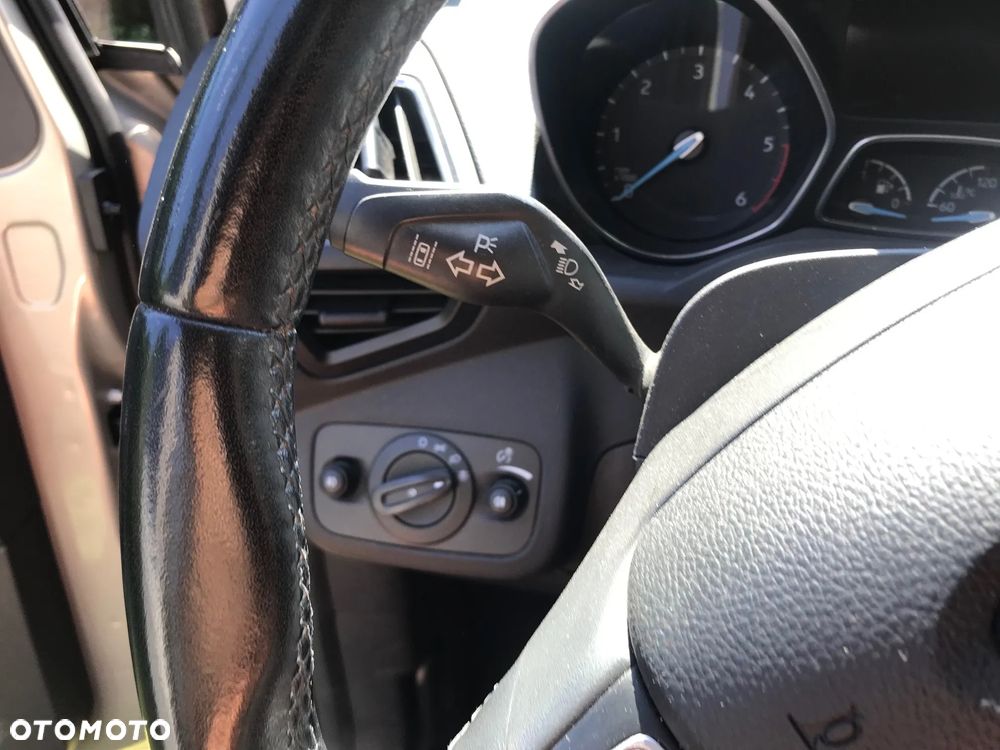 Ford C-MAX 1.5 TDCi Titanium - 9
