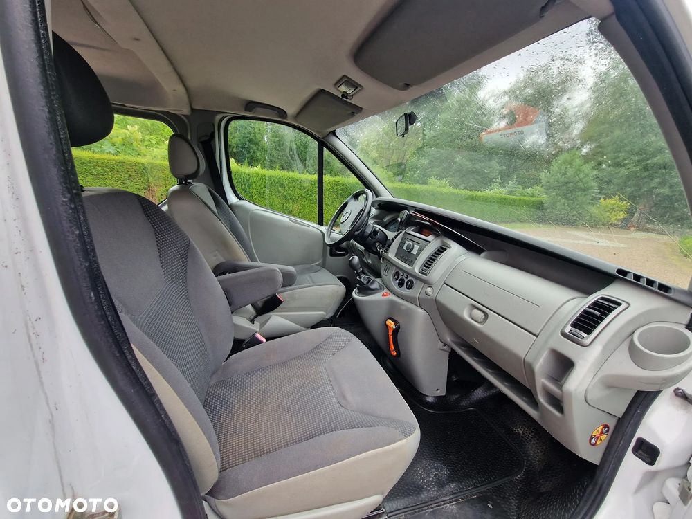 Opel Vivaro - 13