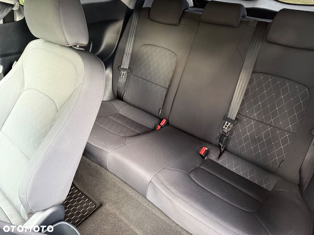 Kia Rio 1.2 Dream Team Edition - 24