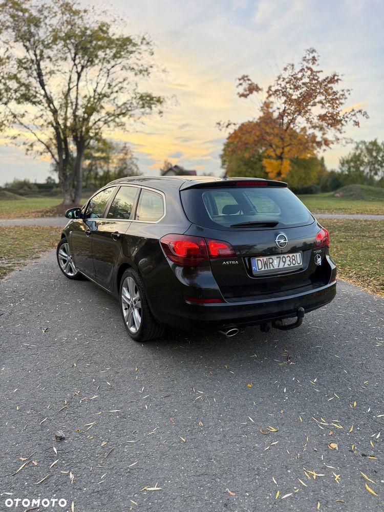 Opel Astra 1.6 T Sport - 4