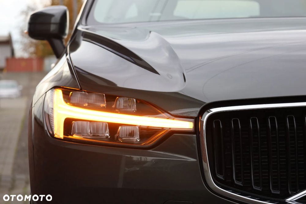 Volvo XC 60 - 21