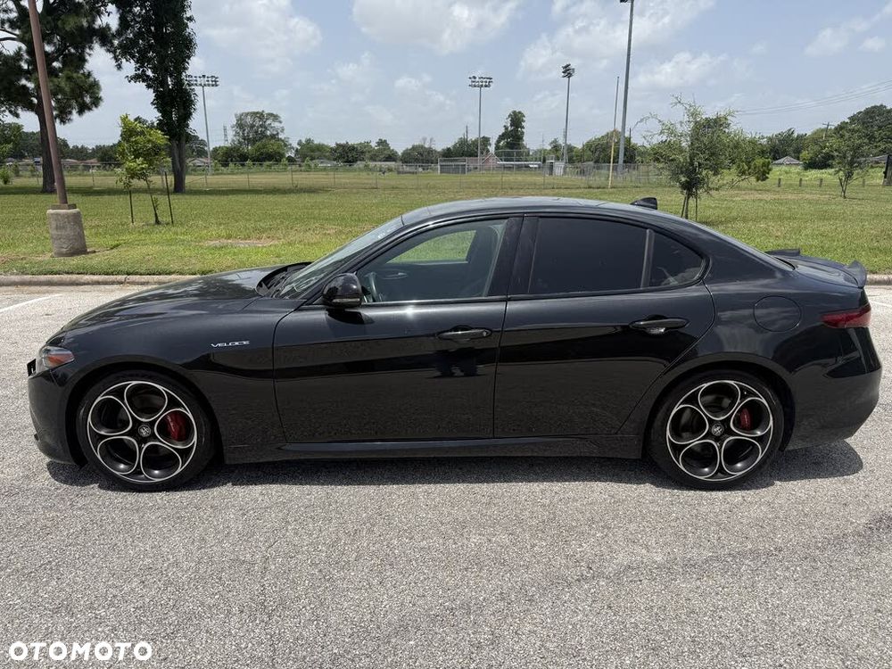 Alfa Romeo Giulia 2.0 Turbo 16V AT8 Veloce - 8