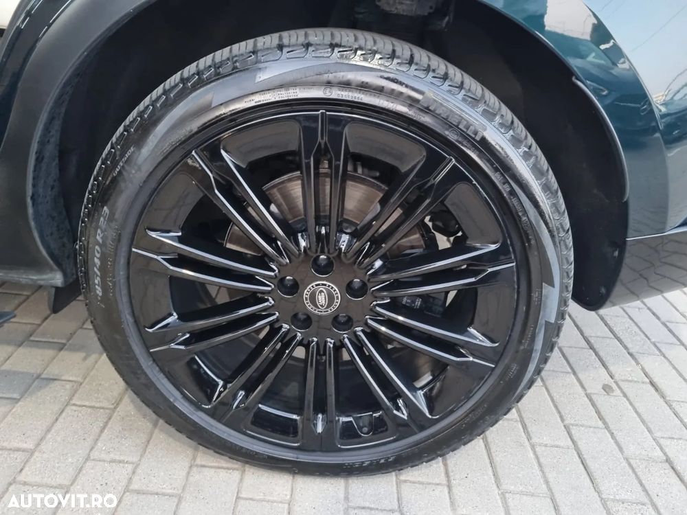 Land Rover Range Rover 4.4 V8 P530 LWB SV - 11
