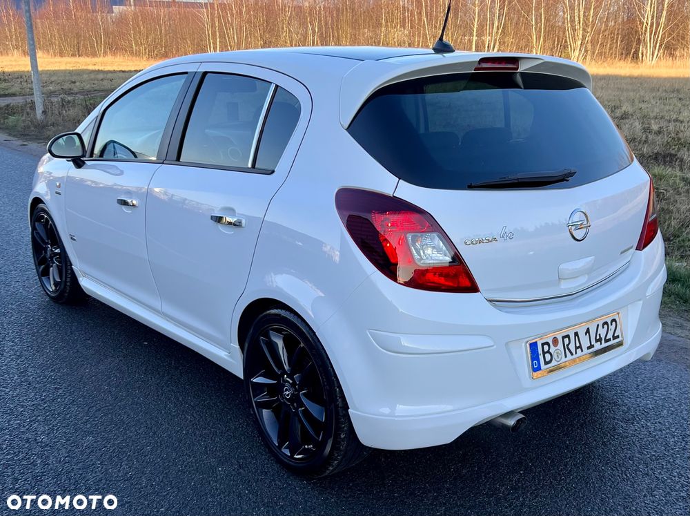 Opel Corsa 1.4 16V Color Edition - 3