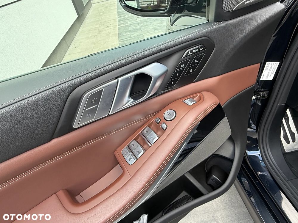 BMW X7 xDrive30d sport - 24