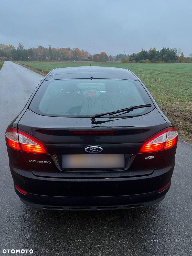 Ford Mondeo 1.8 TDCi Trend - 9
