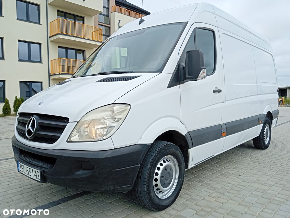 Mercedes-Benz Sprinter - 17