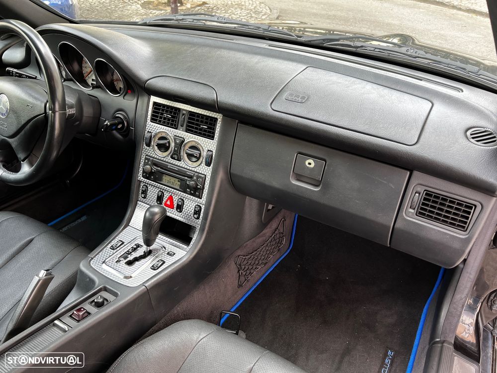 Mercedes-Benz SLK 200 - 23